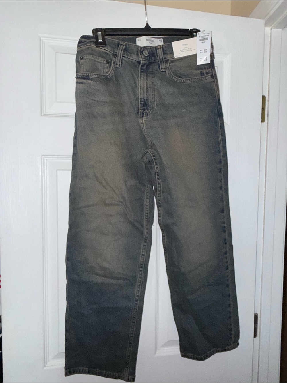 Hollister-  Brand New Women’s Distressed Wide-Leg Jeans